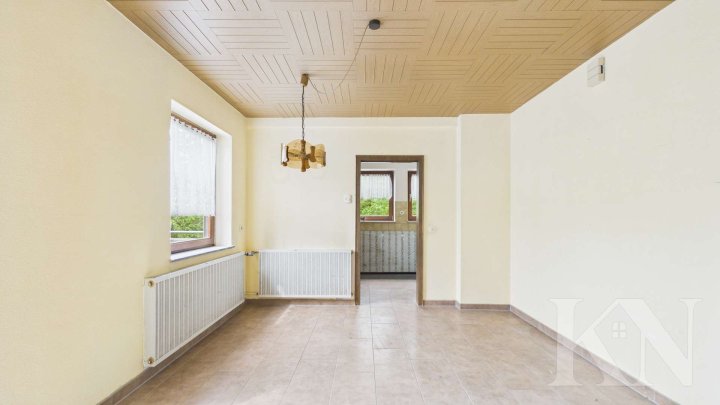 Einfamilienhaus mit großem Grundstück und vielseitigem Potenzial
