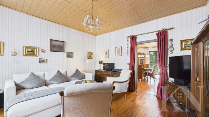 Doppelhaushälfte mit Potenzial in ruhiger Lage von Ludweiler