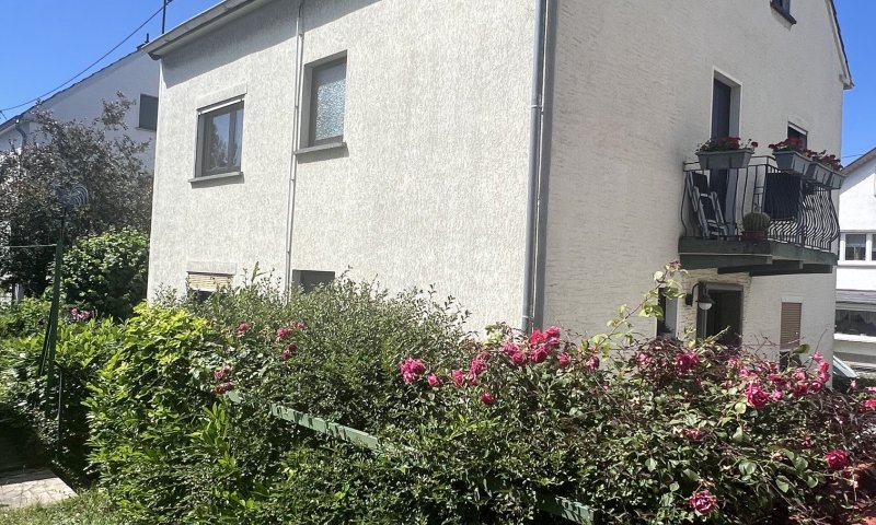 Freistehendes 2-Familienhaus in Völklingen-Oberes Wehrden zu verkaufen - ideal für Familien oder Kapitalanleger