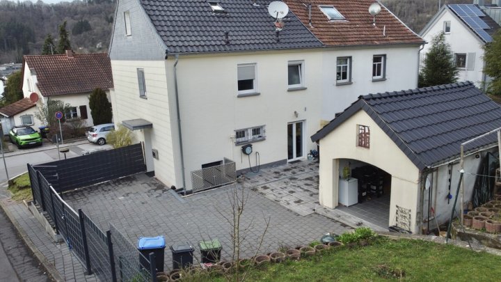 Gepflegtes Einfamilienhaus mit Garten & Garage in Merzig