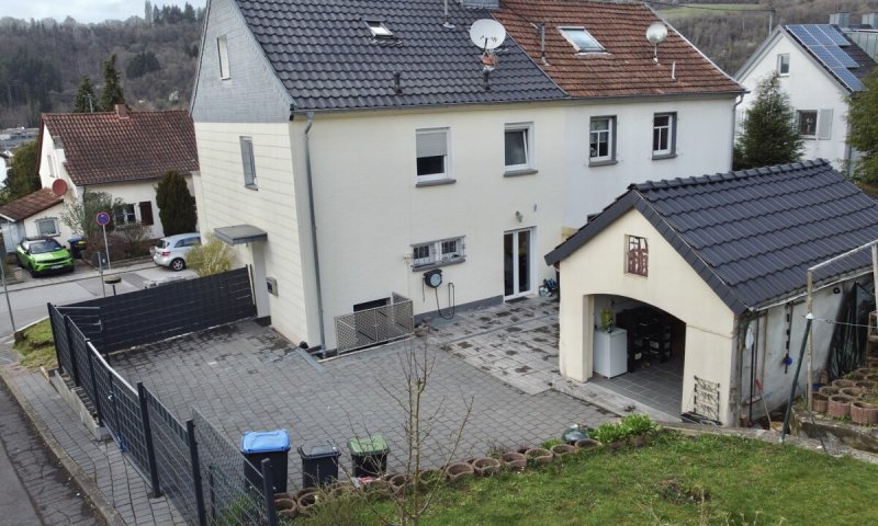 Gepflegtes Einfamilienhaus mit Garten & Garage in Merzig