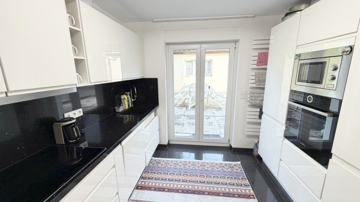 Gepflegtes Einfamilienhaus mit Garten & Garage in Merzig