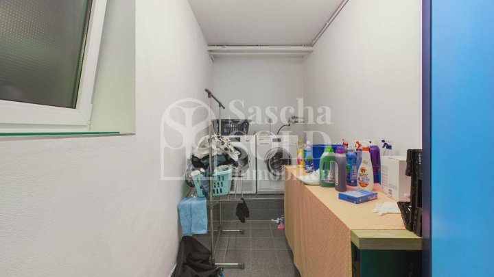 Freistehendes Einfamilienhaus mit Pool, Sauna und PV-Anlage - Viel Platz & Komfort in ruhiger Lage