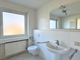 Bad mit Fenster OG