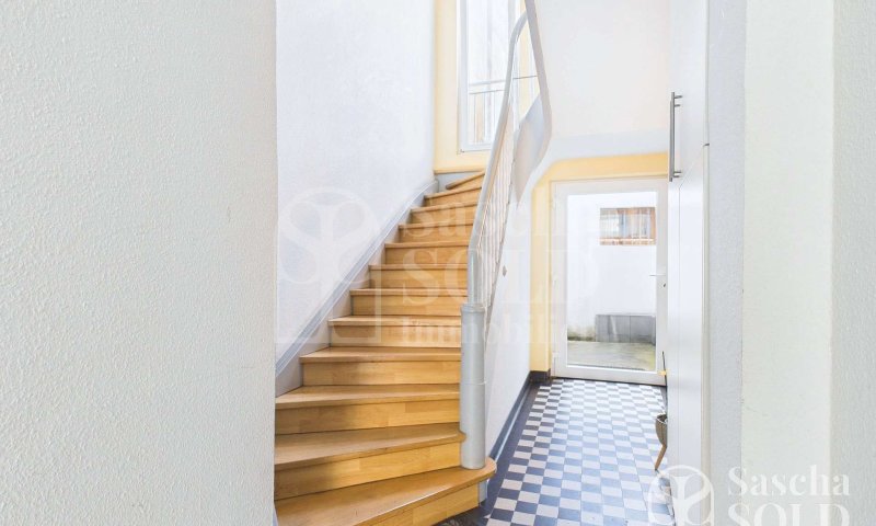 Helle und gut geschnittene 2,5-Zimmer-Wohnung in zentraler Innenstadtlage von St. Ingbert