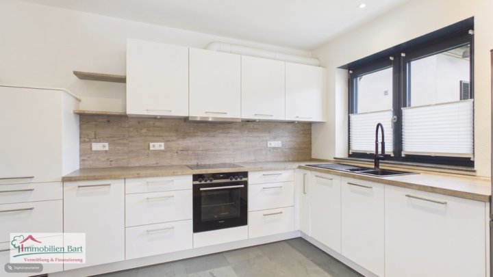 MODERNE, SEHR GEPFLEGTE 103 M² ERDGESCHOSSWOHNUNG IN TOP LAGE VON MERZIG-FITTEN!