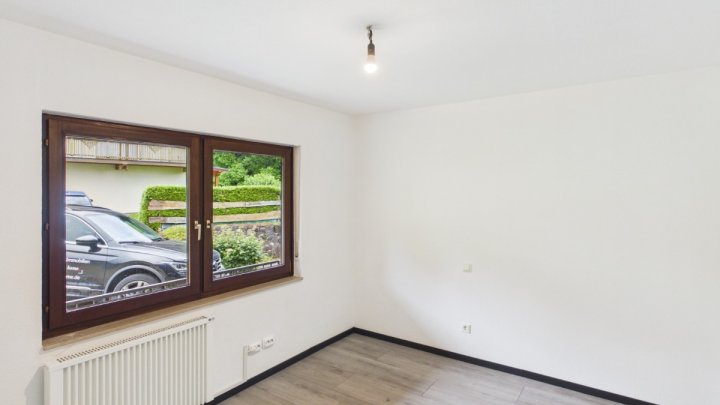 Freistehender Bungalow ! 2026 renoviert, in der Nähe des Losheimer Stausees und  inmitten der Natur!