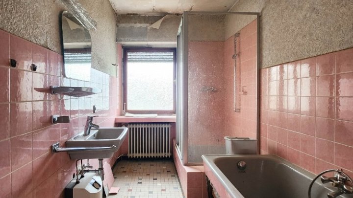 Großzügiges Einfamilienhaus in Ortsrandlage mit Panoramablick über das Moseltal