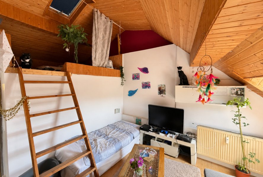 Anbau- Wohnung