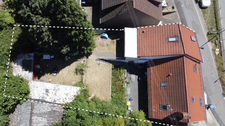 Freistehendes Wohnhaus mit drei separat nutzbaren Wohneinheiten