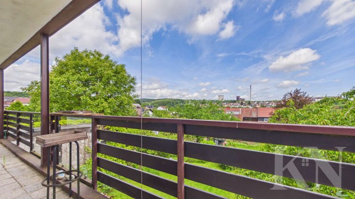 Viel Platz für die Familie: Freistehendes Ein- bis Zweifamilienhaus mit Garten in Quierschied!