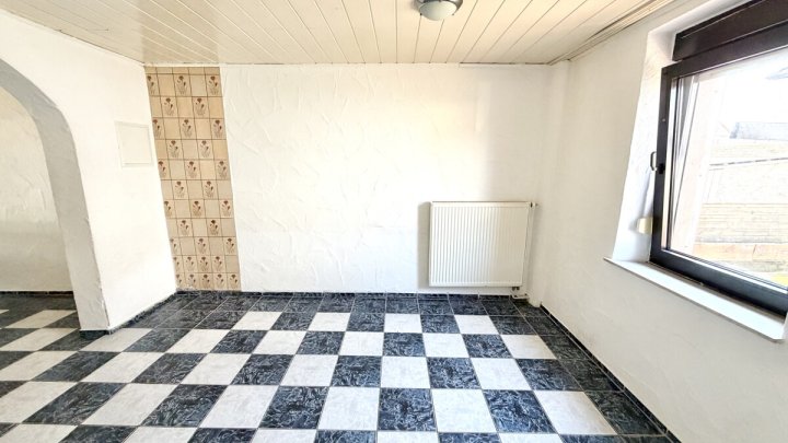 Einfamilienhaus mit Ausbaupotenzial- ideal für Handwerker und Eigennutzer