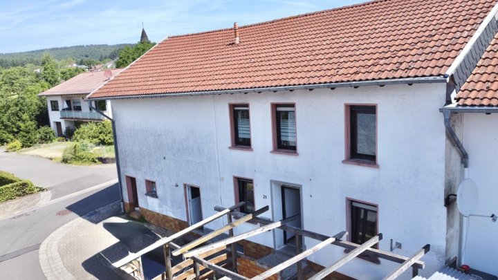 Einfamilienhaus mit Ausbaupotenzial- ideal für Handwerker und Eigennutzer
