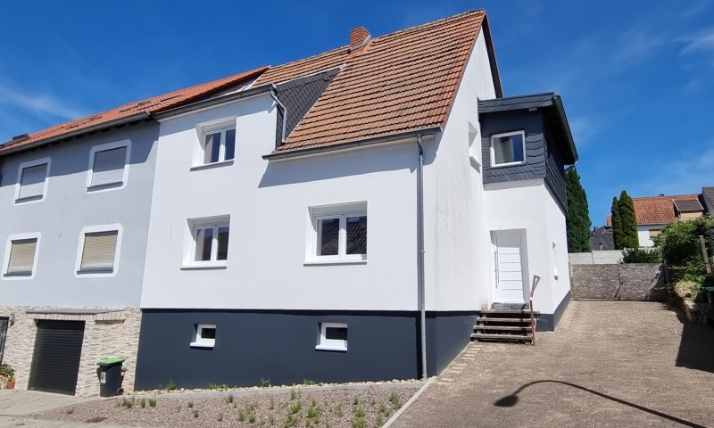 Modernisiertes Einfamilienhaus in kleiner Nebenstraße von Püttlingen