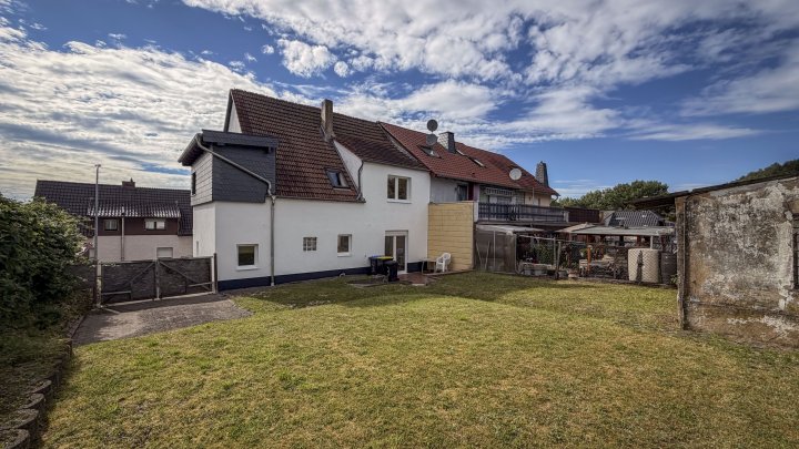 Modernisiertes Einfamilienhaus in kleiner Nebenstraße von Püttlingen