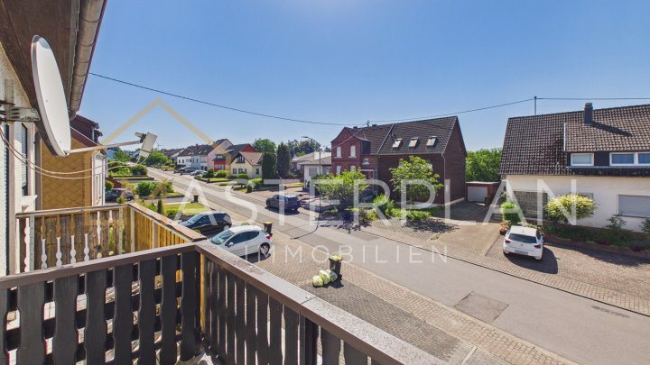 Gepflegtes Einfamilienhaus in Schwalbach