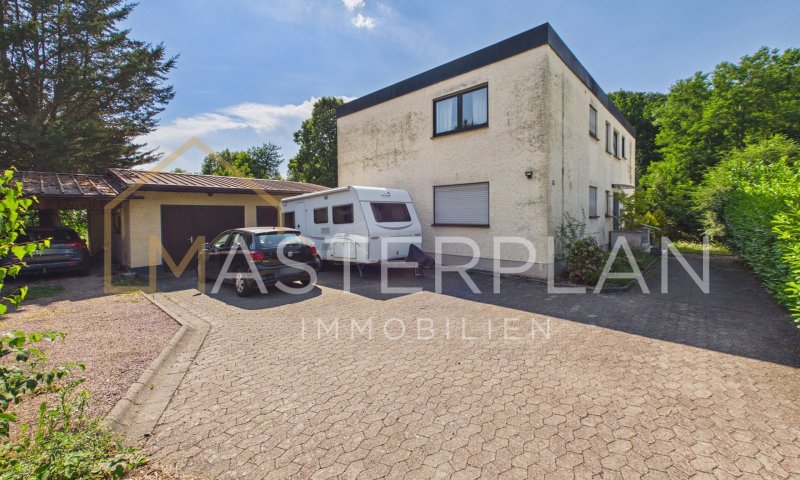 Zweifamilienhaus mit Einliegerwohnung und Dachterrasse in sehr ruhiger Lage von Wadgassen-Werbeln