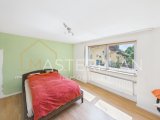 Schlafzimmer EG 