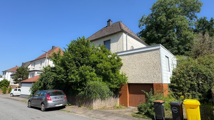 IM KLINGELTAL - Freist. 2-Fam. Haus mit Garten und Garage in Zweibrücken-Ixheim