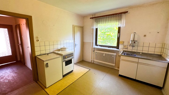 IM KLINGELTAL - Freist. 2-Fam. Haus mit Garten und Garage in Zweibrücken-Ixheim
