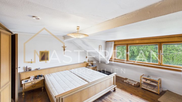 Sanierungsbedürftiges Einfamilienhaus in Roden