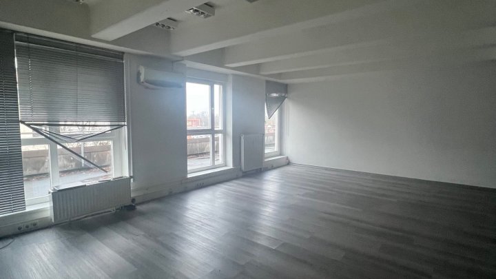 Moderne große Büro- oder Praxisräume (62) im Stadtzentrum von Saarlouis - Ihr neuer Arbeitsplatz!