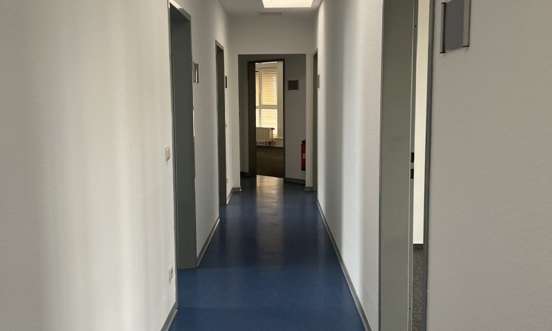 Moderne große Büro- oder Praxisräume (62) im Stadtzentrum von Saarlouis - Ihr neuer Arbeitsplatz!