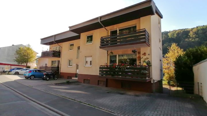 NIEDERSIMTEN - Schöne 3-ZKB mit Dachterrasse in 66955 Pirmasens