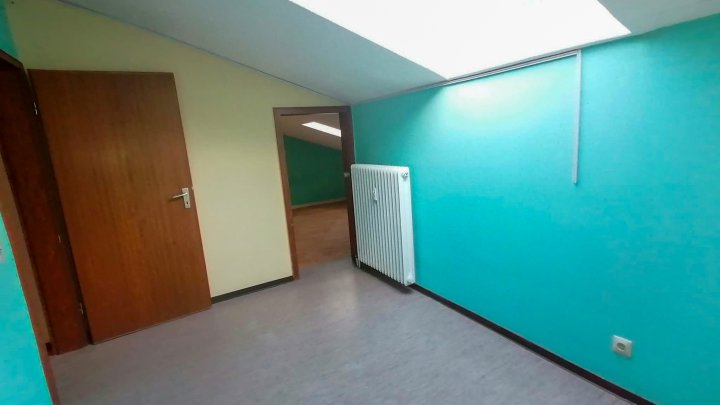 NIEDERSIMTEN - Schöne 3-ZKB mit Dachterrasse in 66955 Pirmasens