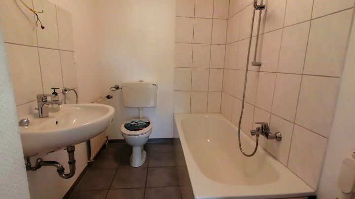 NIEDERSIMTEN - Schöne 3-ZKB mit Dachterrasse in 66955 Pirmasens