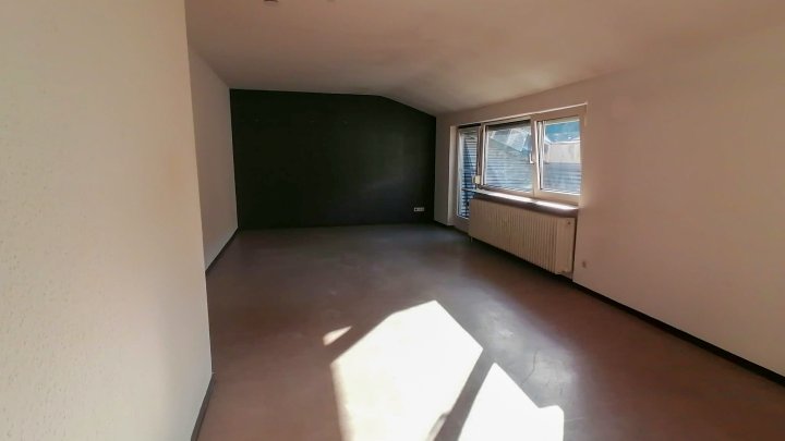 NIEDERSIMTEN - Schöne 3-ZKB mit Dachterrasse in 66955 Pirmasens