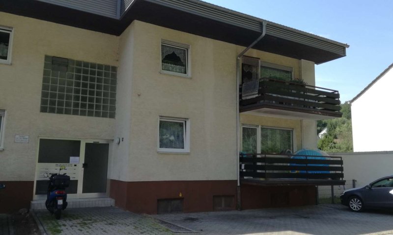 NIEDERSIMTEN - Schöne 3-ZKB mit Dachterrasse in 66955 Pirmasens