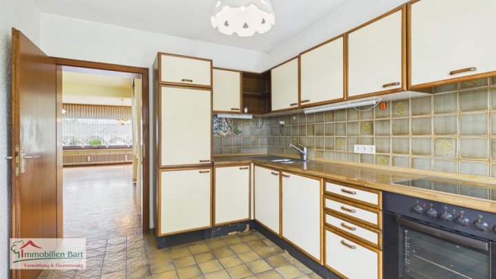 GRENZE L-REMICH: WOHNHAUS MIT 4 SCHLAFZIMMERN IN TOP-WOHNLAGE MIT PARK-ÄHNLICHEM GARTEN!