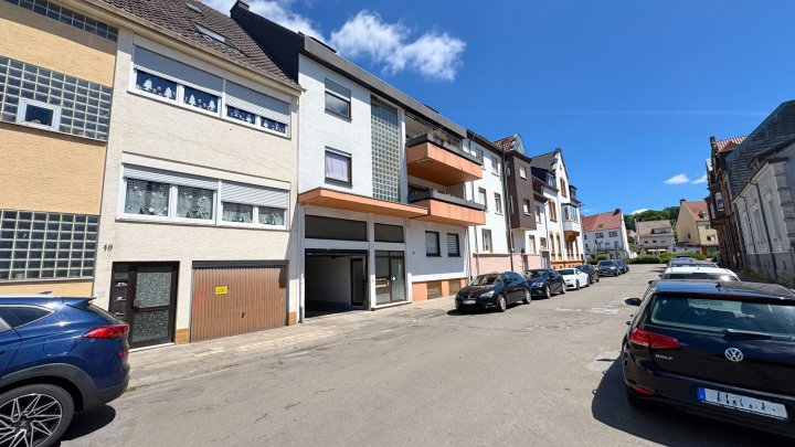 KAPITALANLAGE - Vollvermietetes 5-Parteienhaus mit Carport in 66482 Zweibrücken (Stadt)