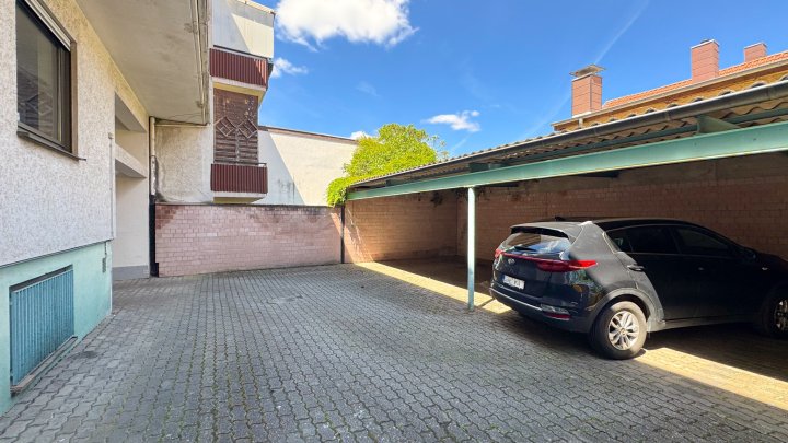 KAPITALANLAGE - Vollvermietetes 5-Parteienhaus mit Carport in 66482 Zweibrücken (Stadt)