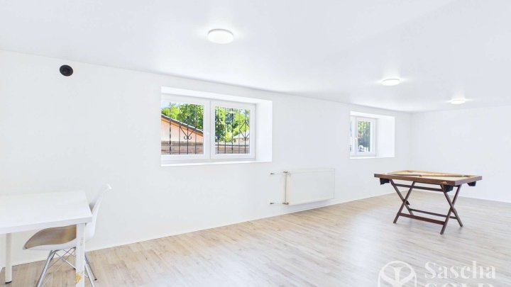 Sofort bezugsfertig - modernisiertes Einfamilienhaus mit Doppelgarage am Waldrand in Rentrisch