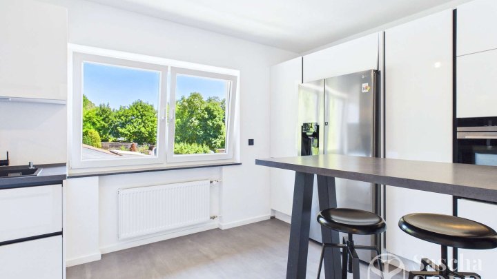 Sofort bezugsfertig - modernisiertes Einfamilienhaus mit Doppelgarage am Waldrand in Rentrisch