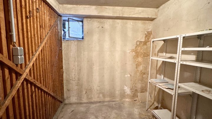 Sonnenverwöhnte renovierte 4-ZKB EG-Wohnung mit Terrasse, Garten und Garage