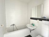 Bad mit Badewanne