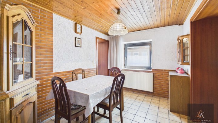 Ein-/Zweifamilienhaus mit großem Gestaltungspotenzial in Völklingen-Luisenthal