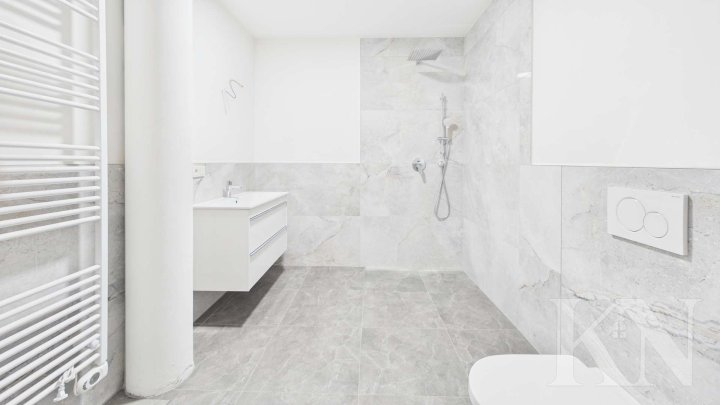 Großzügige 3-Zimmer-Neubauwohnung mit Ankleide und Balkon