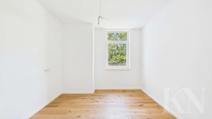 Moderne 3-Zimmer-Wohnung mit Balkon und offenem Wohnbereich