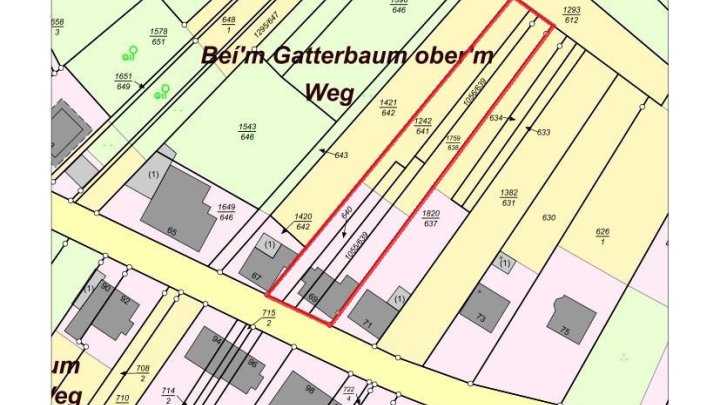 Freistehendes Zweifamilienhaus mit großem Grundstück - ideal für Tierliebhaber