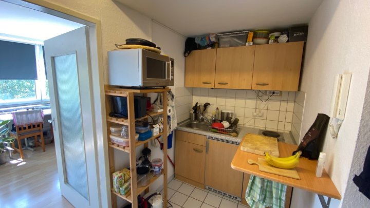 Schönes 1. Zimmer Apartment SB Innenstadt mit großzügiger Belichtung/Aufzug