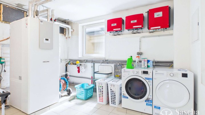 Bezugsfrei ab August - Hochwertiges Familiendomizil mit Kamin, Garten und moderner Energietechnik