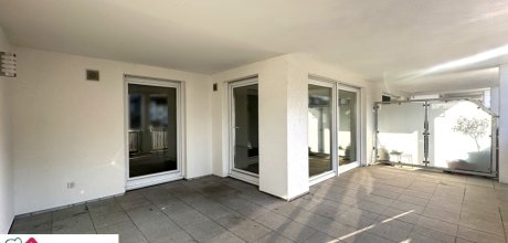 überdachte Loggia