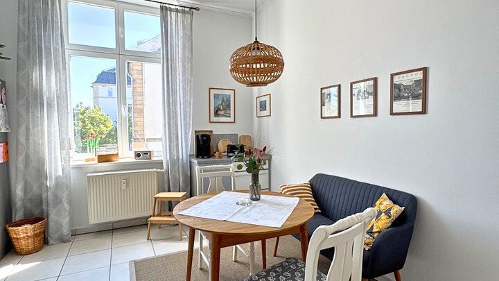 2 ZKB Wohnung mit EBK und Stellplatz, sanierter Altbau in St. Arnual