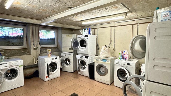 2 ZKB Wohnung mit EBK und Stellplatz, sanierter Altbau in St. Arnual