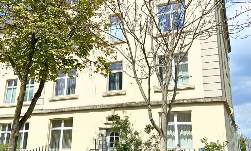2 ZKB Wohnung mit EBK und Stellplatz, sanierter Altbau in St. Arnual
