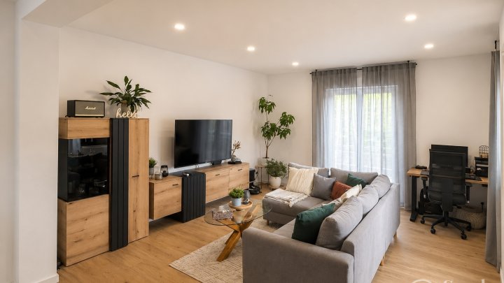Ab September - Hochwertig sanierte 2-Zimmer-Wohnung im Zweifamilienhaus in St. Ingbert-Mitte